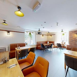 High Tor Hotel